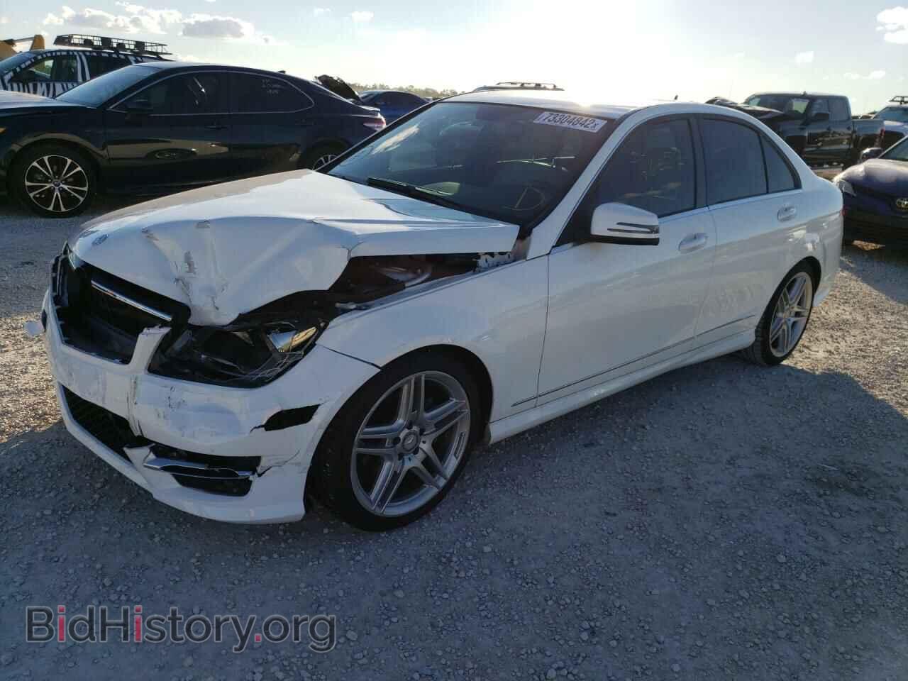 Фотография WDDGF4HB1EA919202 - MERCEDES-BENZ C-CLASS 2014