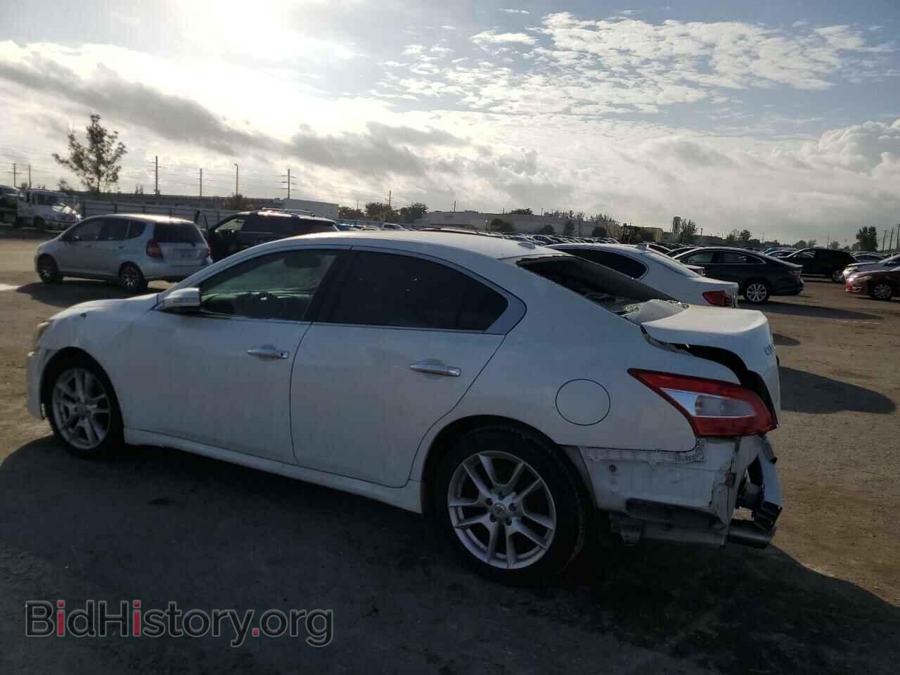 2011 NISSAN MAXIMA - VIN: 1N4AA5APXBC852311 - Фото 2