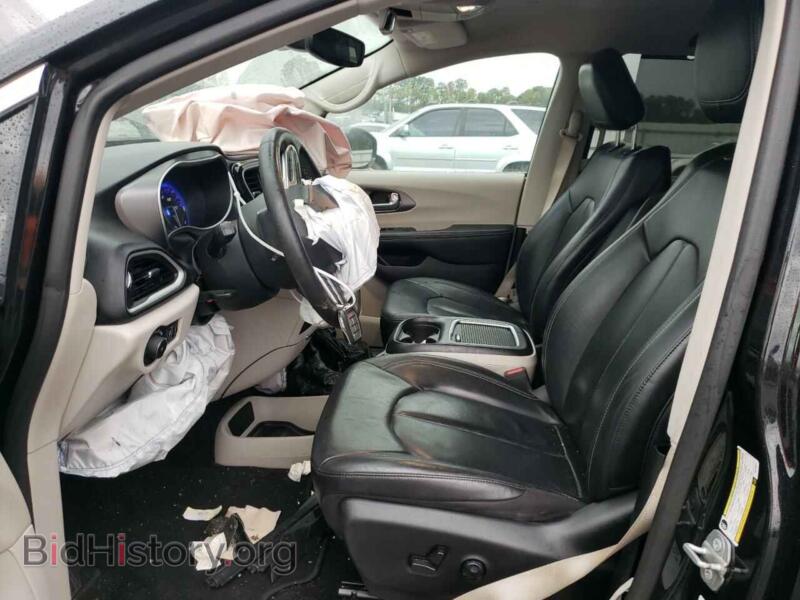 2022 Chrysler PACIFICA (VIN 2C4RC1BGXNR128211) — photo 7 of 13