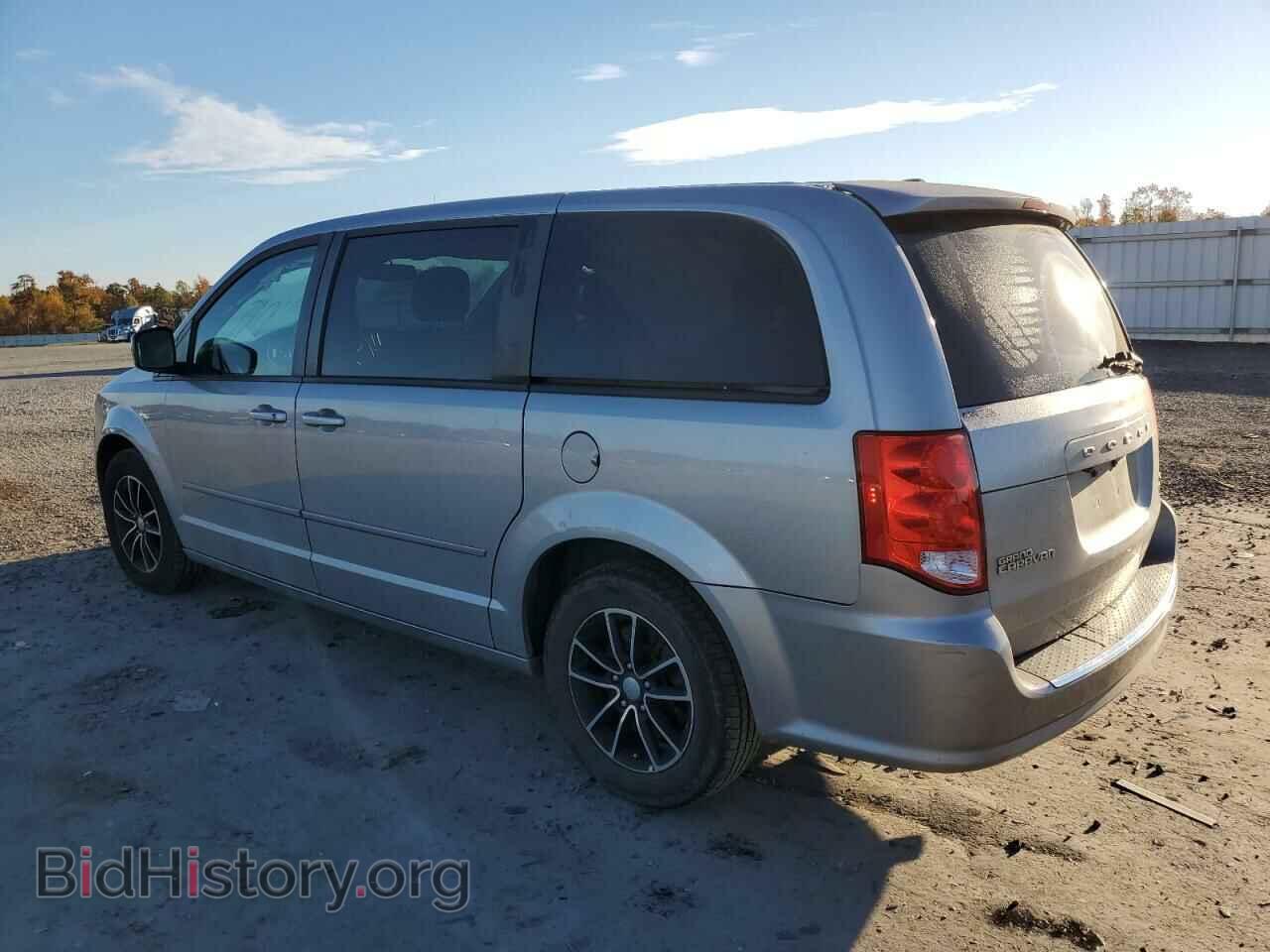 2017 DODGE CARAVAN - VIN: 2C4RDGEG1HR740796 - Photo 2
