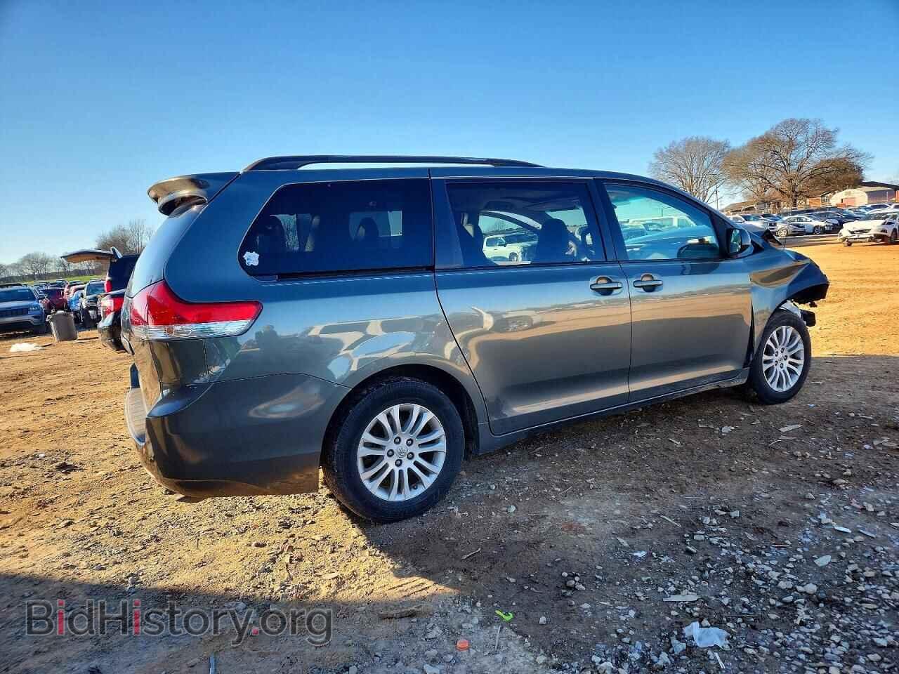 2011 TOYOTA All Models - VIN: 5TDYK3DC5BS029545 - Фото 3