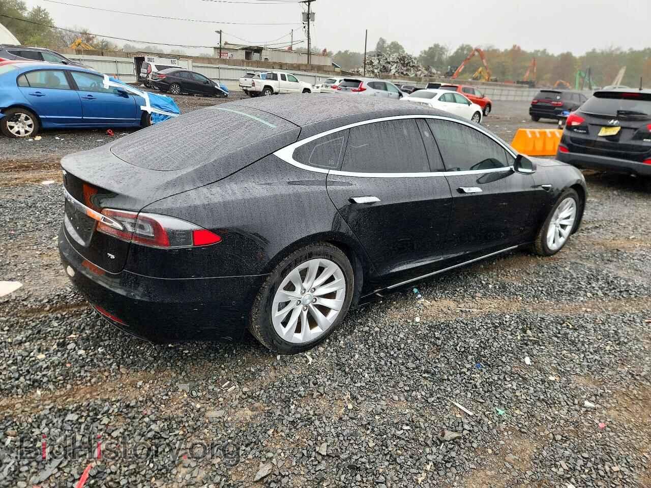 2017 TESLA MODEL S - VIN: 5YJSA1E11HF193348 - Фото 3