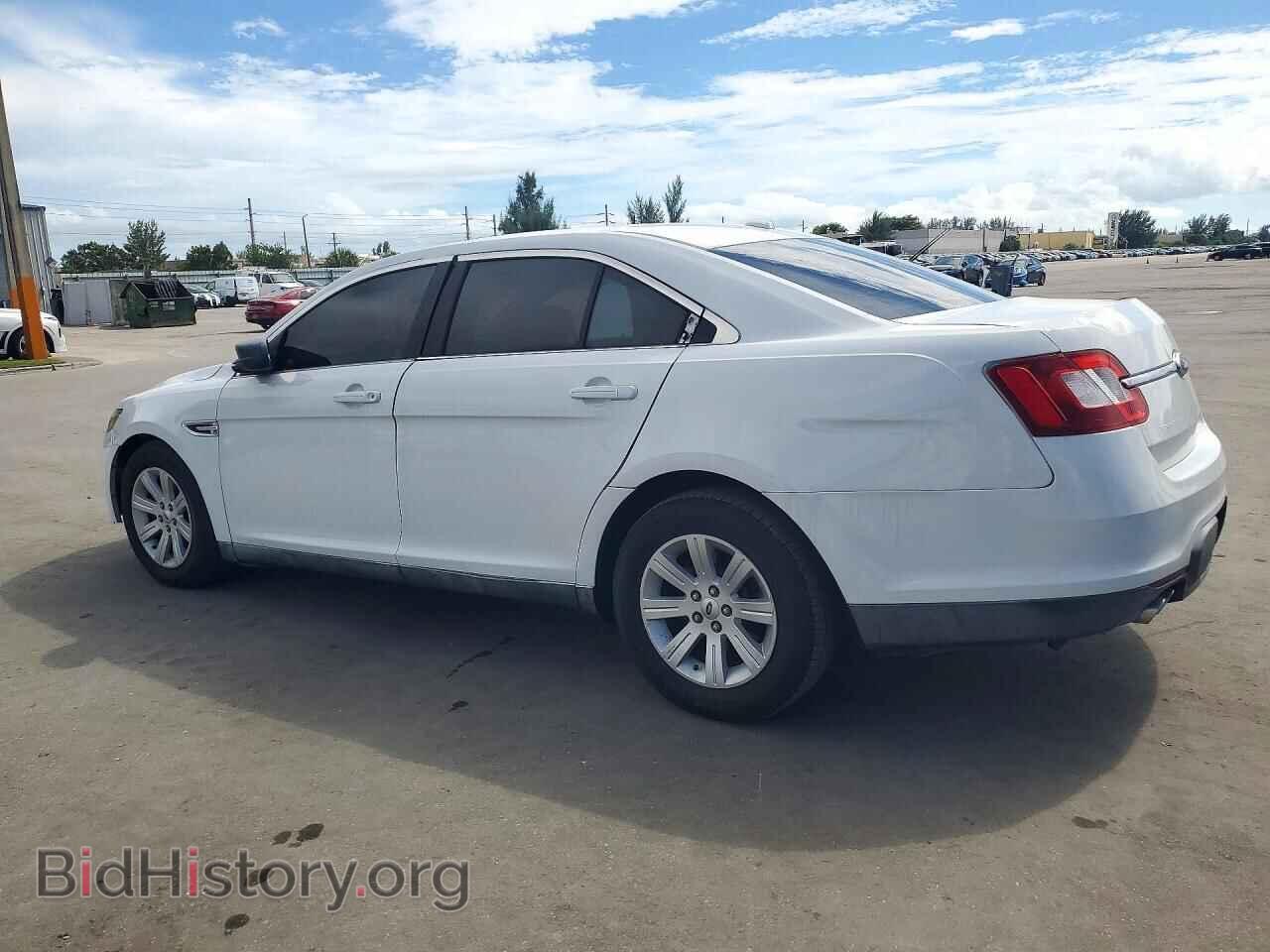2011 FORD TAURUS - VIN: 1FAHP2DWXBG159892 - Photo 2