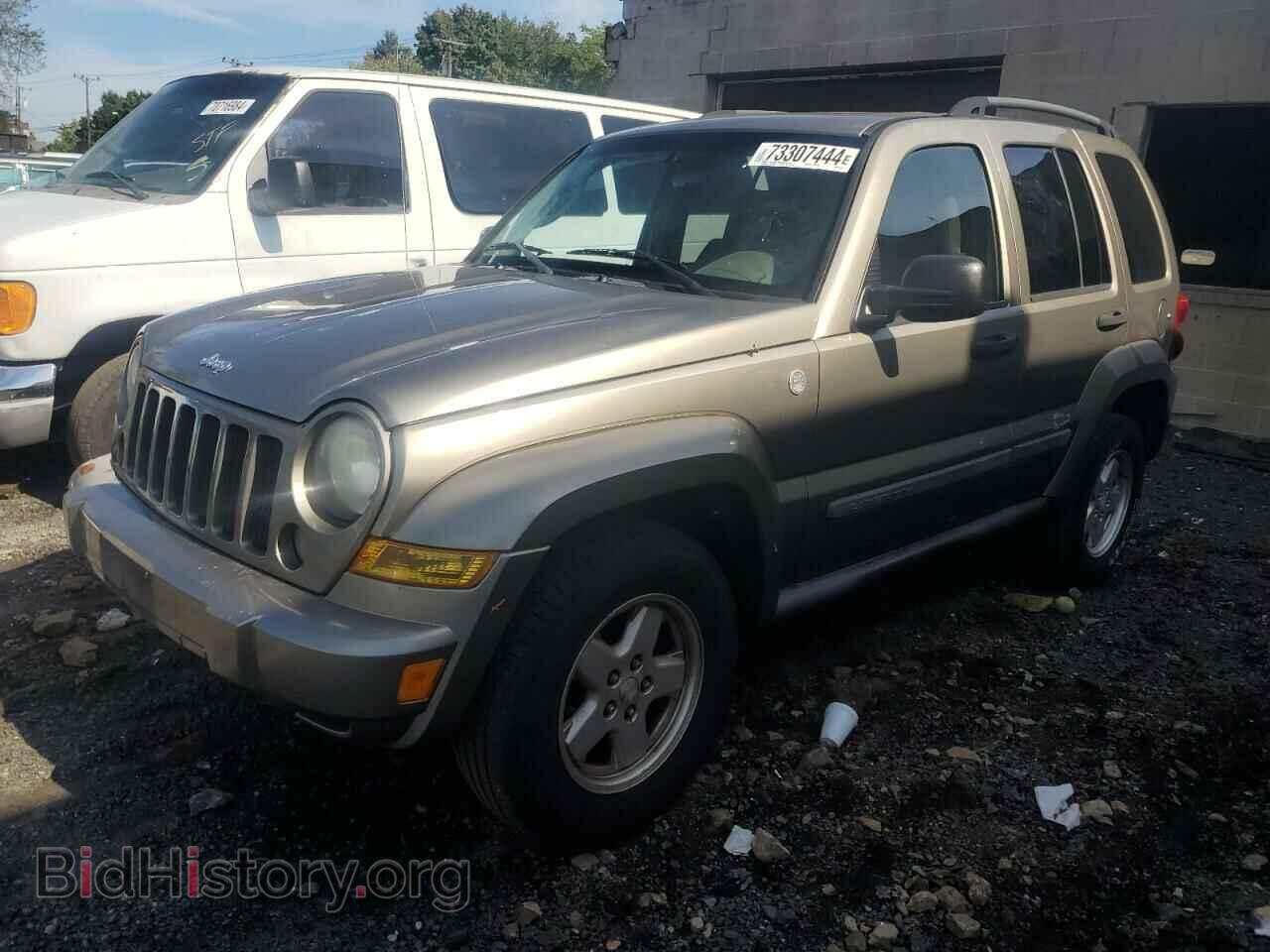 Фотография 1J4GL48K07W716644 - JEEP LIBERTY 2007