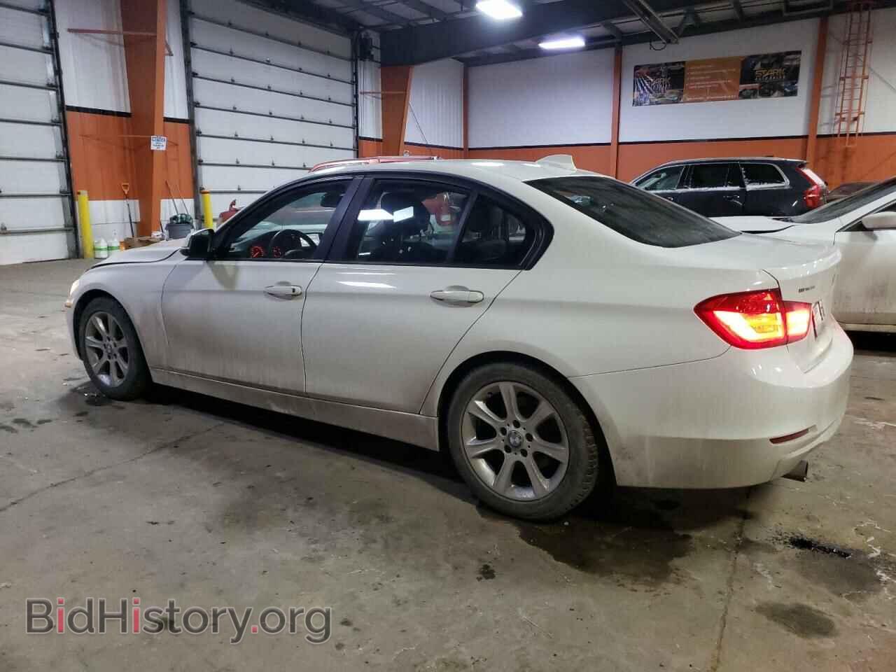 2012 BMW 3 SERIES - VIN: WBA3B1C59CF460910 - Фото 2