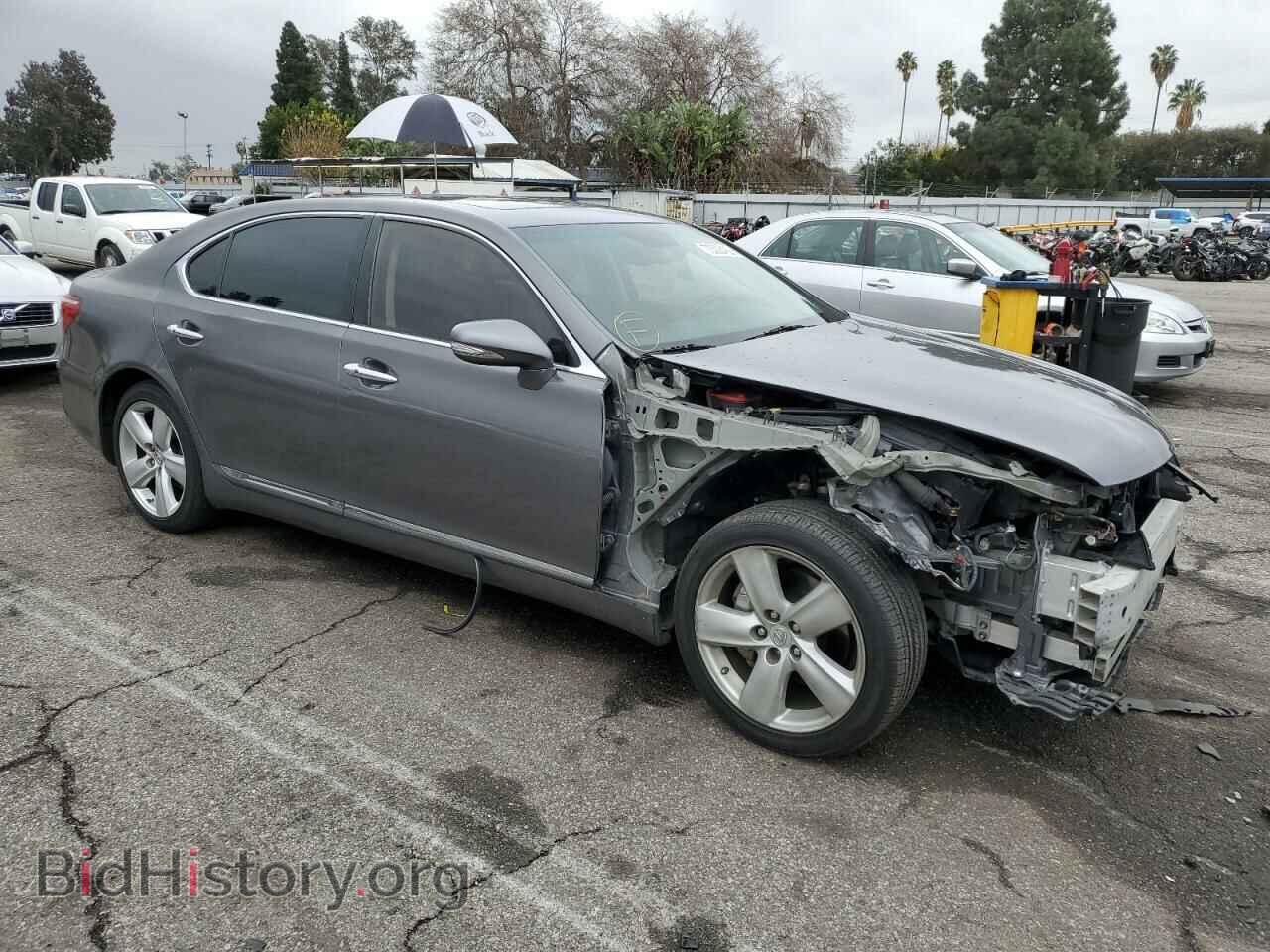 2012 LEXUS LS460 - VIN: JTHGL5EF7C5045619 - Photo 4