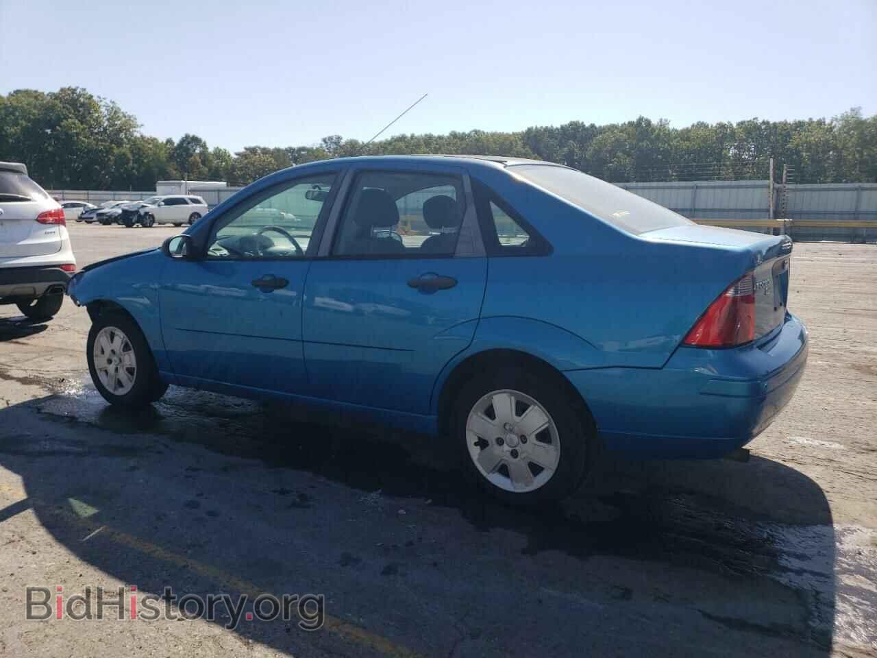 2007 FORD FOCUS - VIN: 1FAFP34N37W334534 - Фото 2