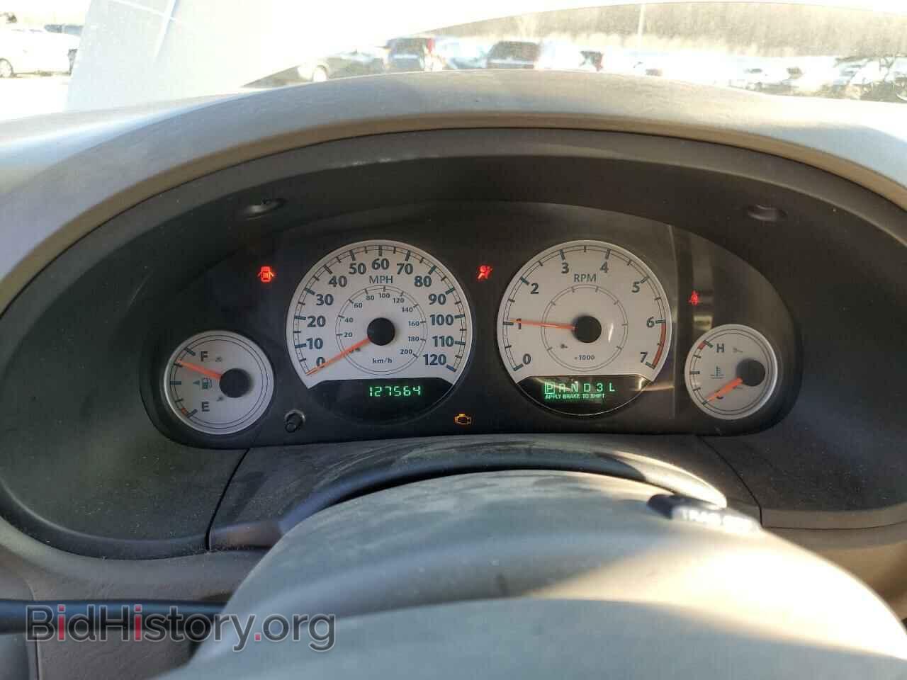 2007 CHRYSLER MINIVAN - VIN: 2A8GP54L17R294061 - Фото 9