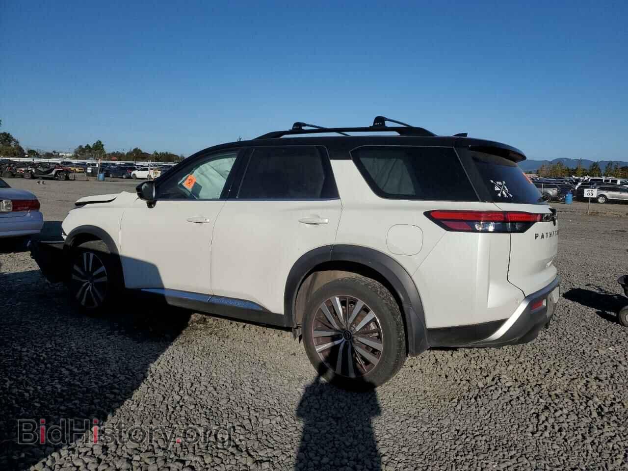 2022 NISSAN PATHFINDER - VIN: 5N1DR3DK8NC226048 - Фото 2