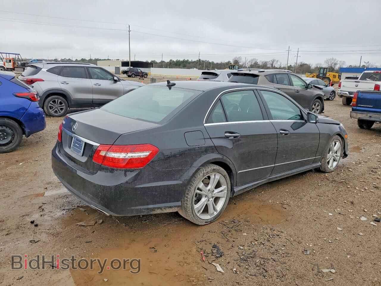 2013 MERCEDES-BENZ E-CLASS - VIN: WDDHF5KB2DA746176 - Фото 3