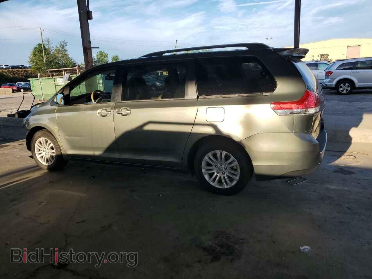2012 TOYOTA All Models - VIN: 5TDYK3DC0CS279213 - Фото 2