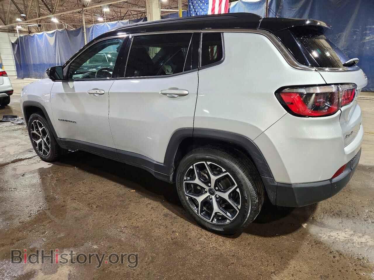 2025 Jeep COMPASS (VIN 3C4NJDCN1ST511787) — photo 2 of 13