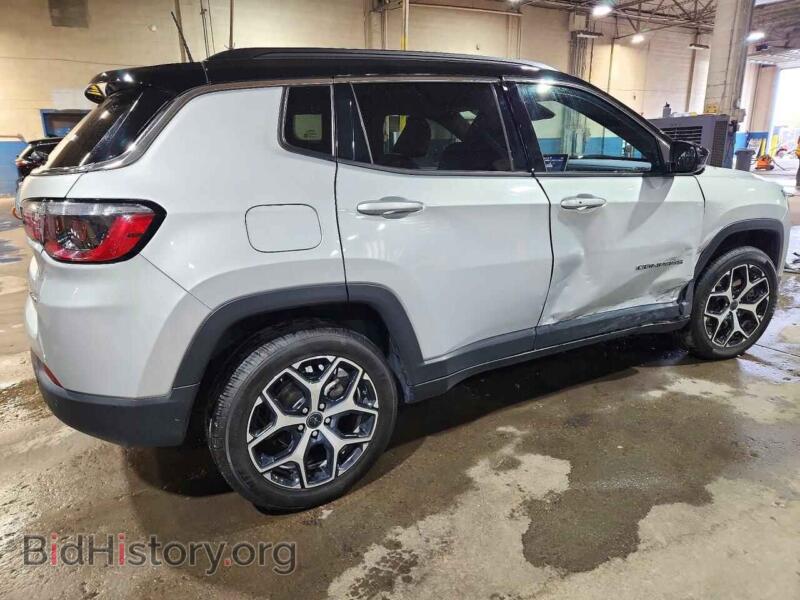 2025 Jeep COMPASS (VIN 3C4NJDCN1ST511787) — photo 3 of 13