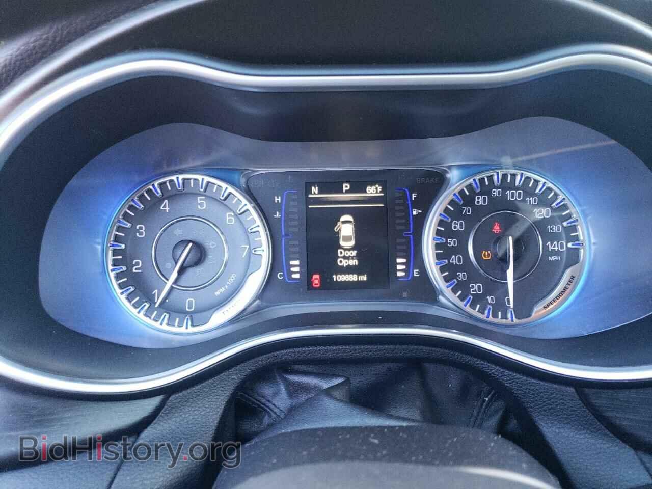 2015 CHRYSLER 200 - VIN: 1C3CCCABXFN569184 - Фото 9