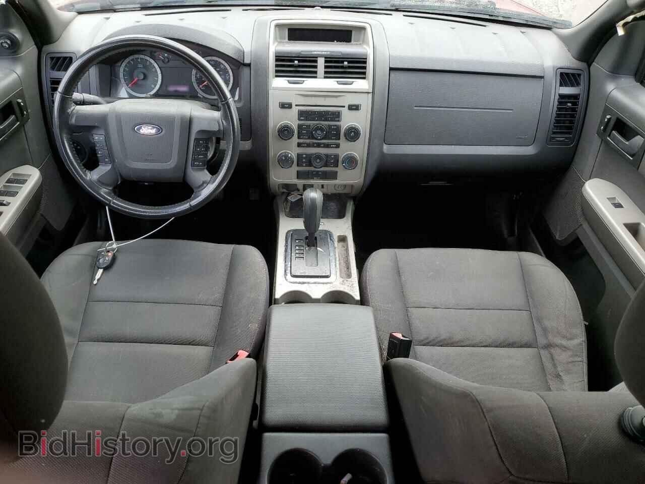 2011 FORD ESCAPE - VIN: 1FMCU0D78BKC22863 - Фото 8