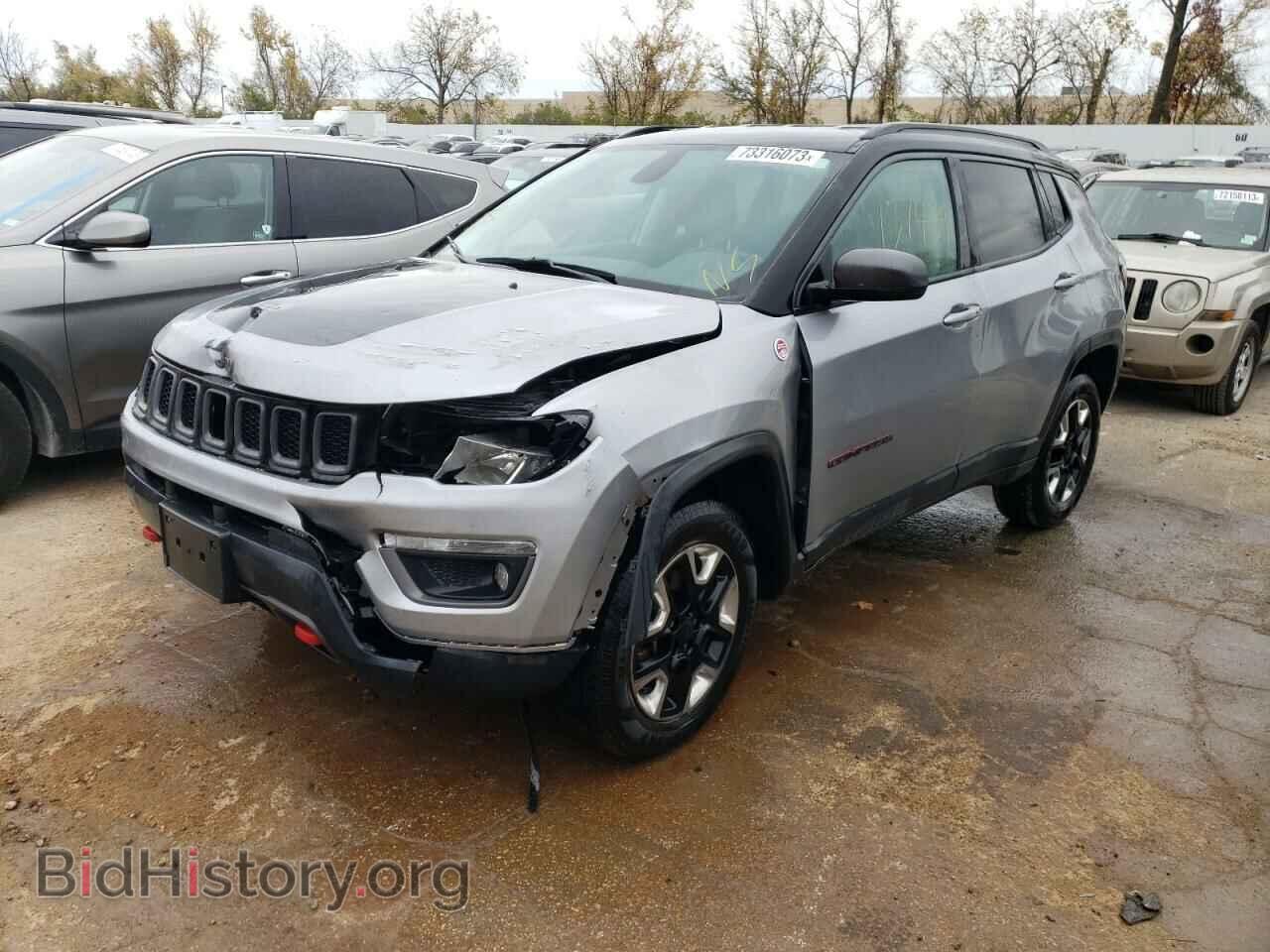 Photo 3C4NJDDB3JT451112 - JEEP COMPASS 2018