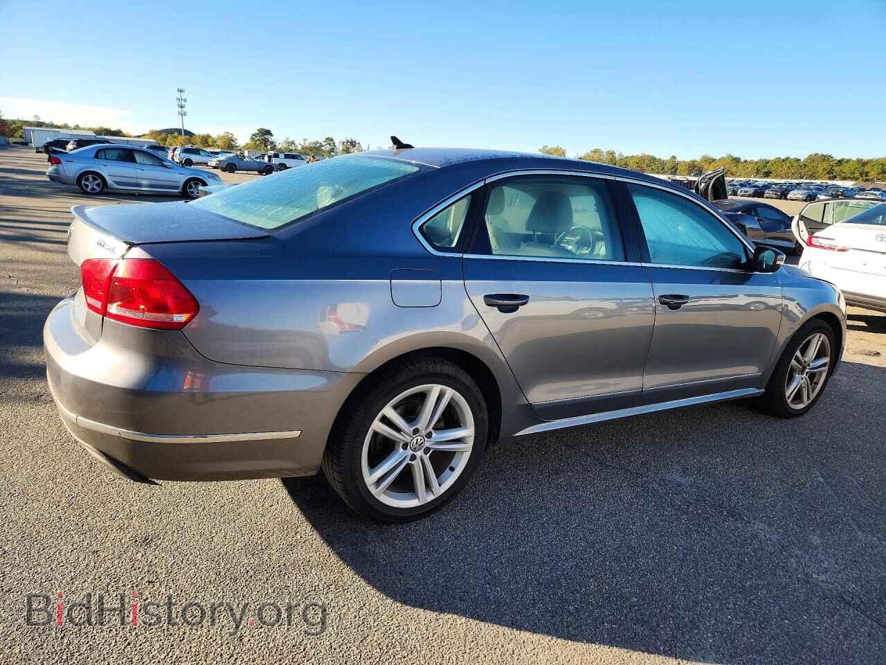 2013 Volkswagen PASSAT (VIN 1VWCN7A32DC047953) — photo 3 of 12