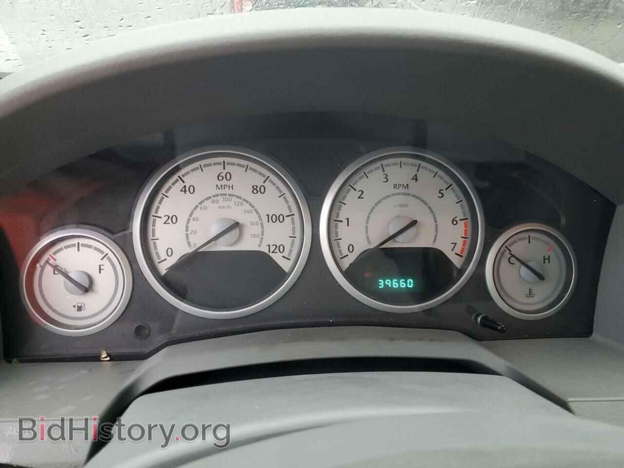 2008 CHRYSLER MINIVAN - VIN: 2A8HR44H98R826324 - Фото 9