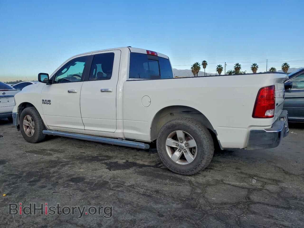 2017 RAM 1500 - VIN: 1C6RR6GGXHS747034 - Фото 2