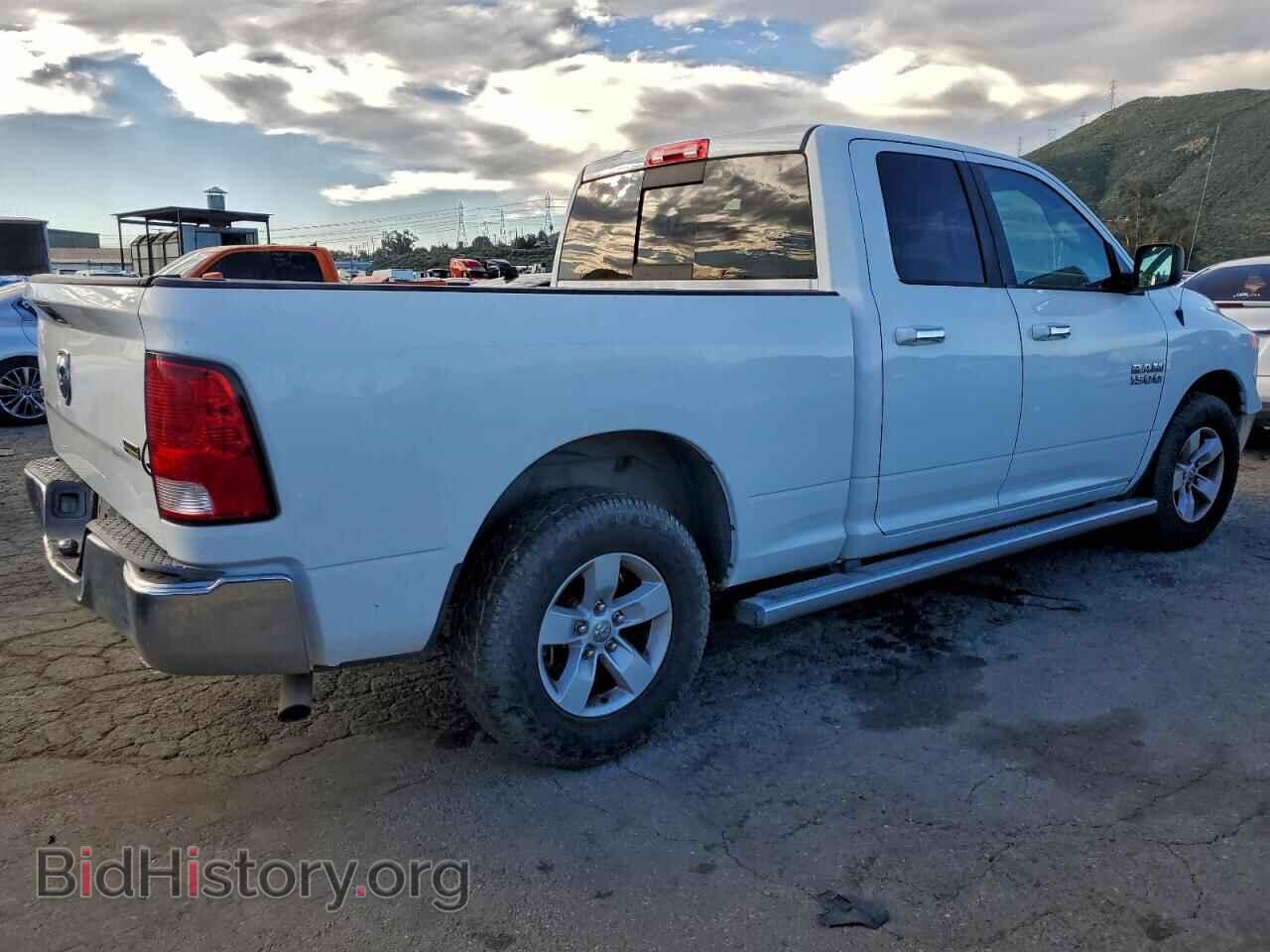 2017 RAM 1500 - VIN: 1C6RR6GGXHS747034 - Фото 3
