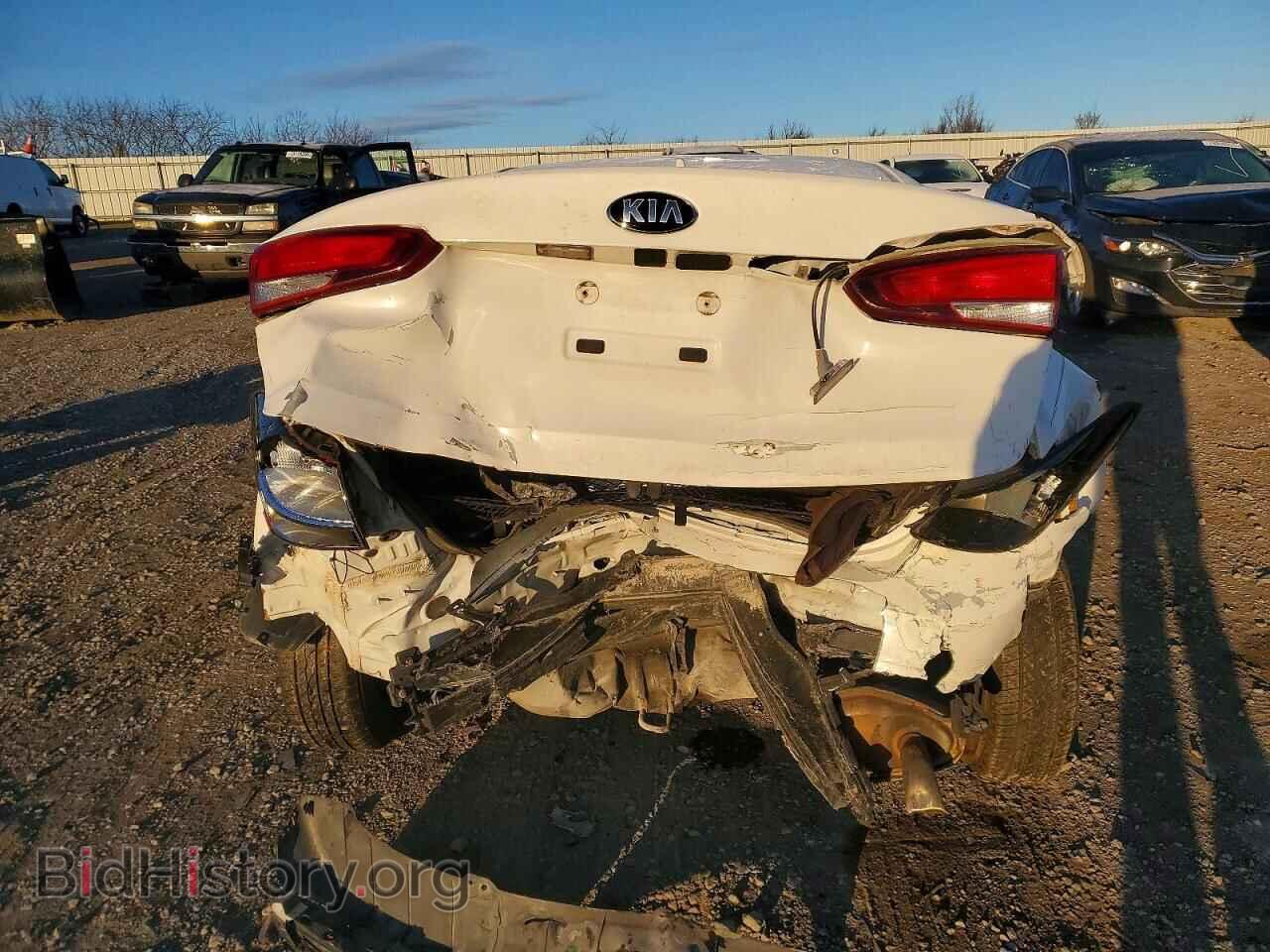 2017 KIA FORTE - VIN: 3KPFK4A72HE078919 - Фото 6