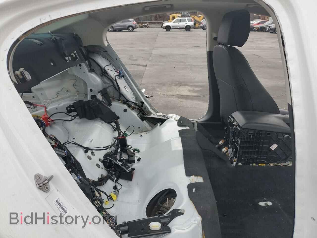 2017 JAGUAR XE - VIN: SAJAR4BG1HA975691 - Фото 10