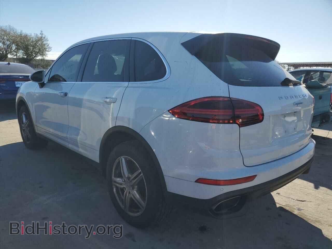 2016 PORSCHE CAYENNE - VIN: WP1AA2A28GLA03975 - Фото 2