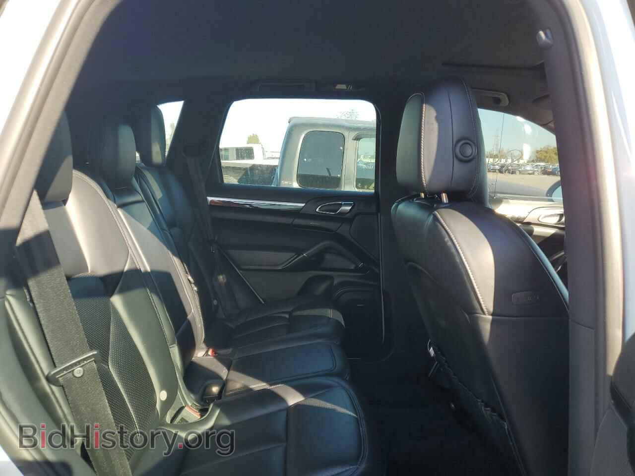 2016 PORSCHE CAYENNE - VIN: WP1AA2A28GLA03975 - Фото 10
