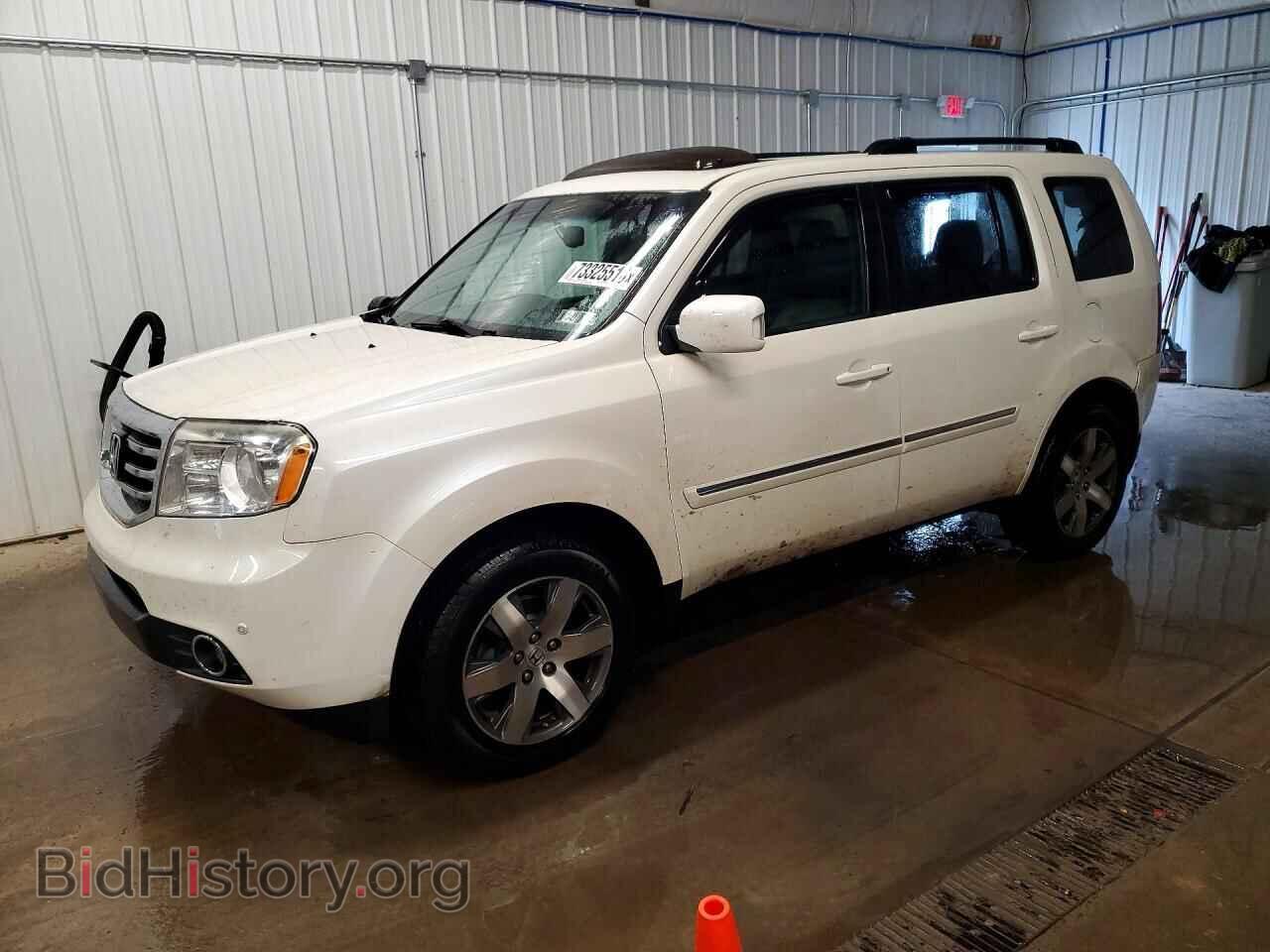 2014 Honda PILOT Touring (VIN 5FNYF4H9XEB033415) — фото 1 из 13, Copart, повреждение: задняя часть
