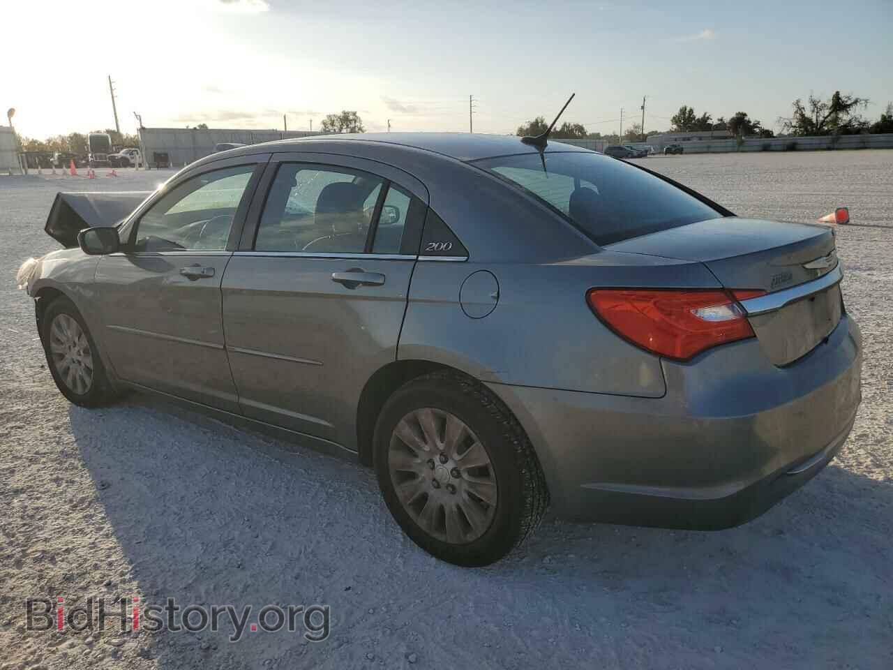 2012 CHRYSLER 200 - VIN: 1C3CCBAB3CN273168 - Фото 2