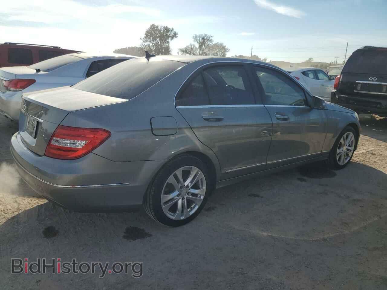2013 MERCEDES-BENZ C-CLASS - VIN: WDDGF4HB3DR294494 - Фото 3