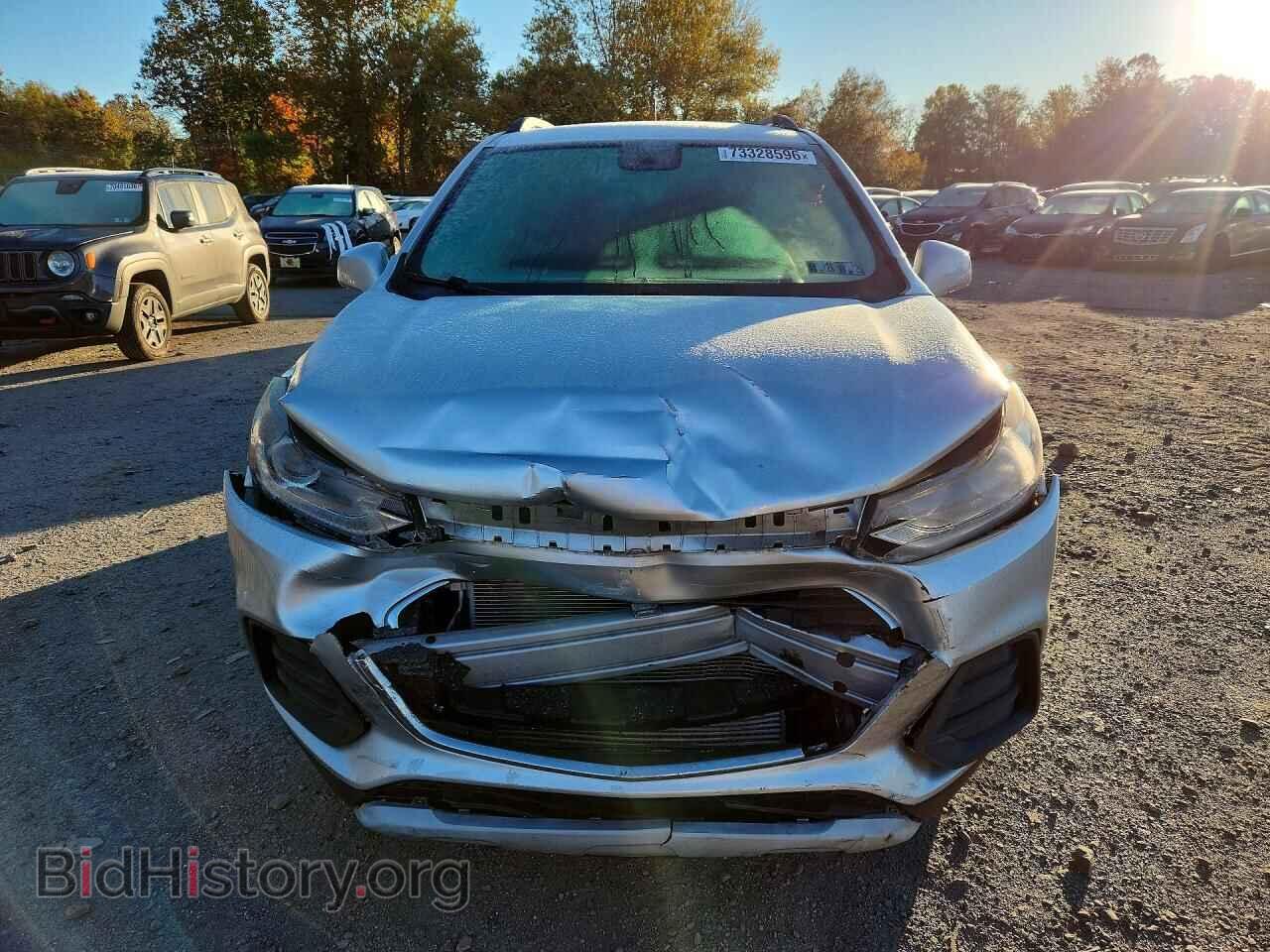 2018 Chevrolet TRAX (VIN KL7CJPSB4JB712435) — photo 5 of 13