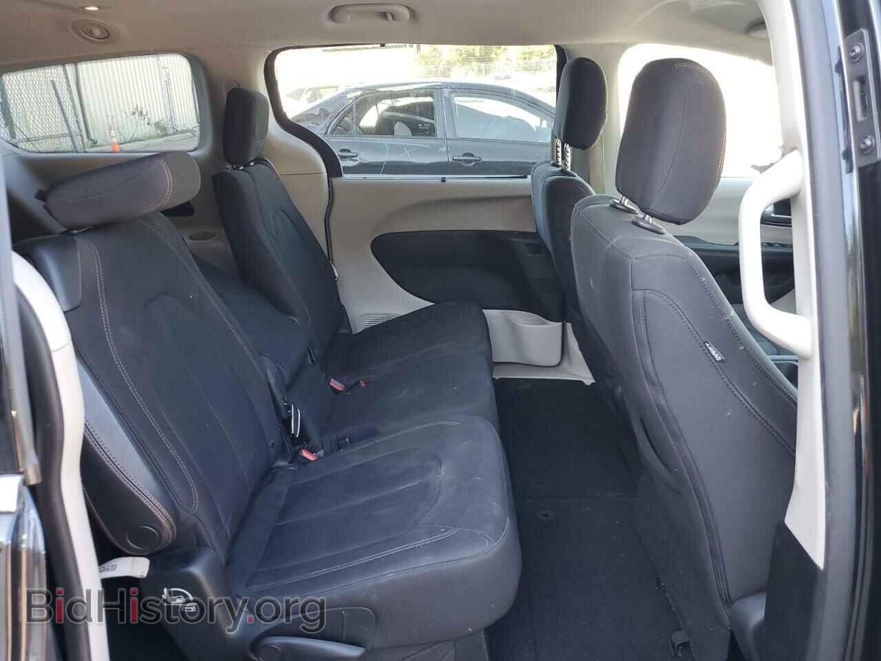 2018 CHRYSLER PACIFICA - VIN: 2C4RC1FG2JR278799 - Photo 11