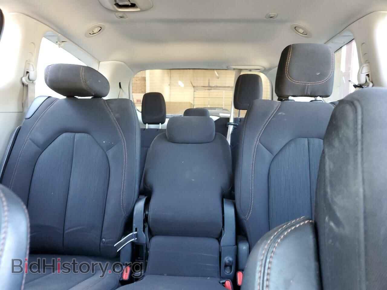 2018 CHRYSLER PACIFICA - VIN: 2C4RC1FG2JR278799 - Photo 10