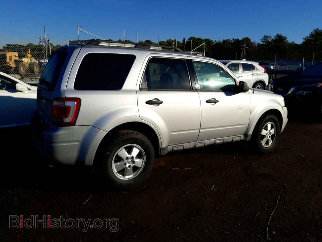 2011 FORD ESCAPE - VIN: 1FMCU9D76BKB65728 - Фото 3
