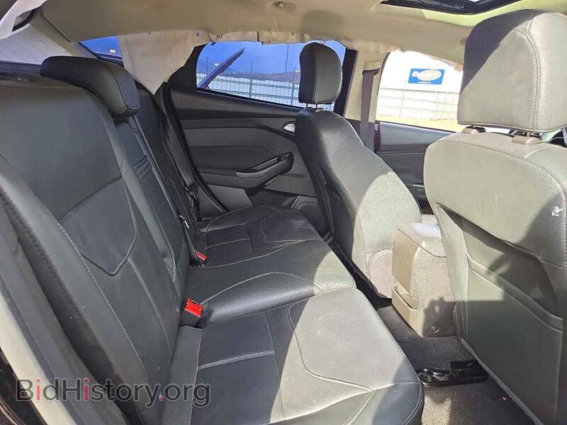 2016 Ford FOCUS (VIN 1FADP3K20GL316168) — photo 10 of 12