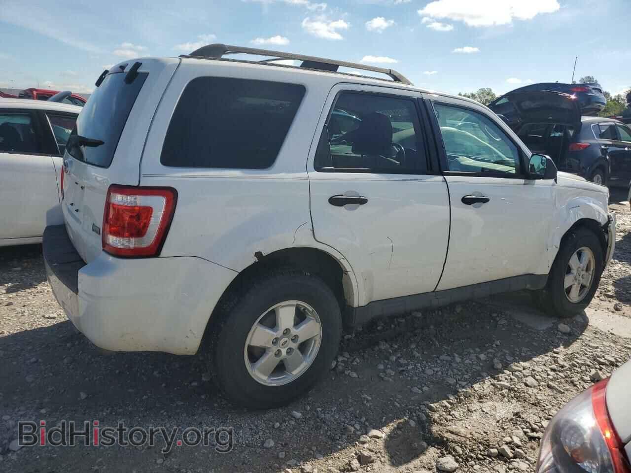 2011 FORD ESCAPE - VIN: 1FMCU9DG9BKB47529 - Фото 3