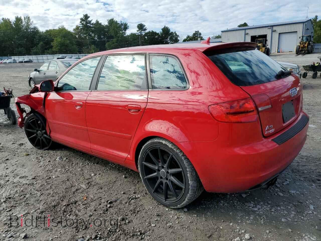 2010 AUDI A3 - VIN: WAUMFAFM9AA174111 - Фото 2