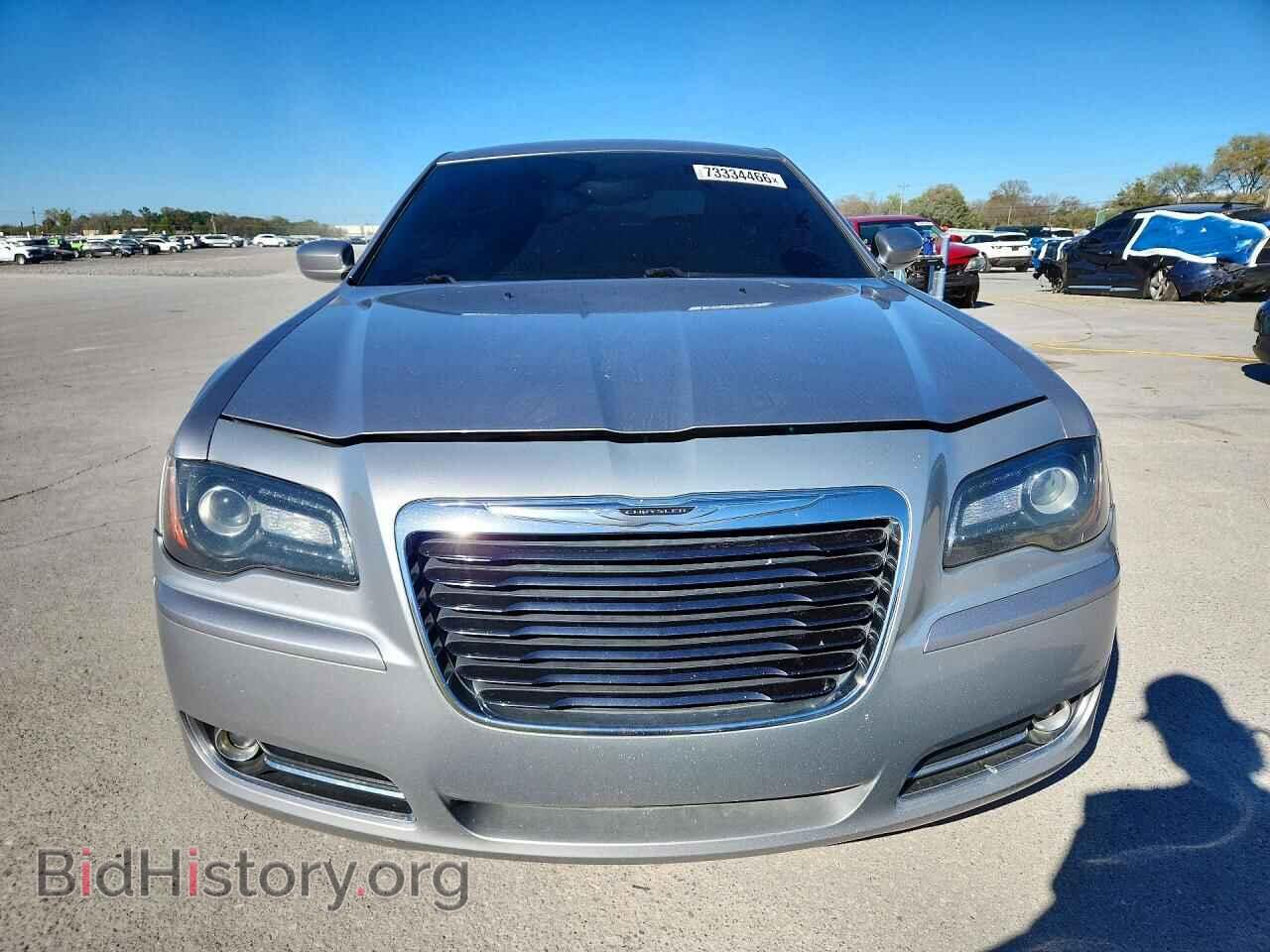 2013 Chrysler 300 (VIN 2C3CCABT0DH690324) — photo 5 of 12