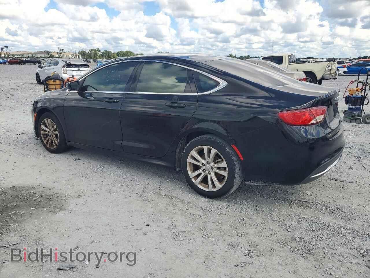 2015 CHRYSLER 200 - VIN: 1C3CCCABXFN584400 - Фото 2