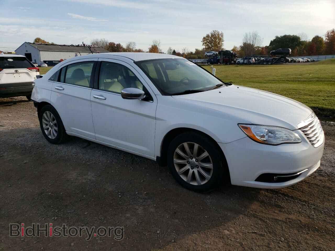 2013 CHRYSLER 200 - VIN: 1C3CCBCG4DN754749 - Фото 4