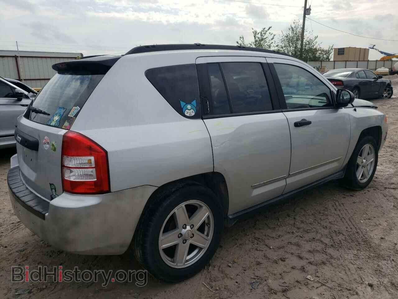2008 JEEP COMPASS - VIN: 1J8FT470X8D728050 - Фото 3