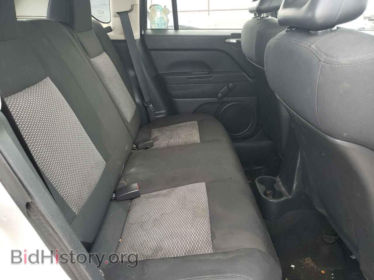 2008 JEEP COMPASS - VIN: 1J8FT470X8D728050 - Фото 10