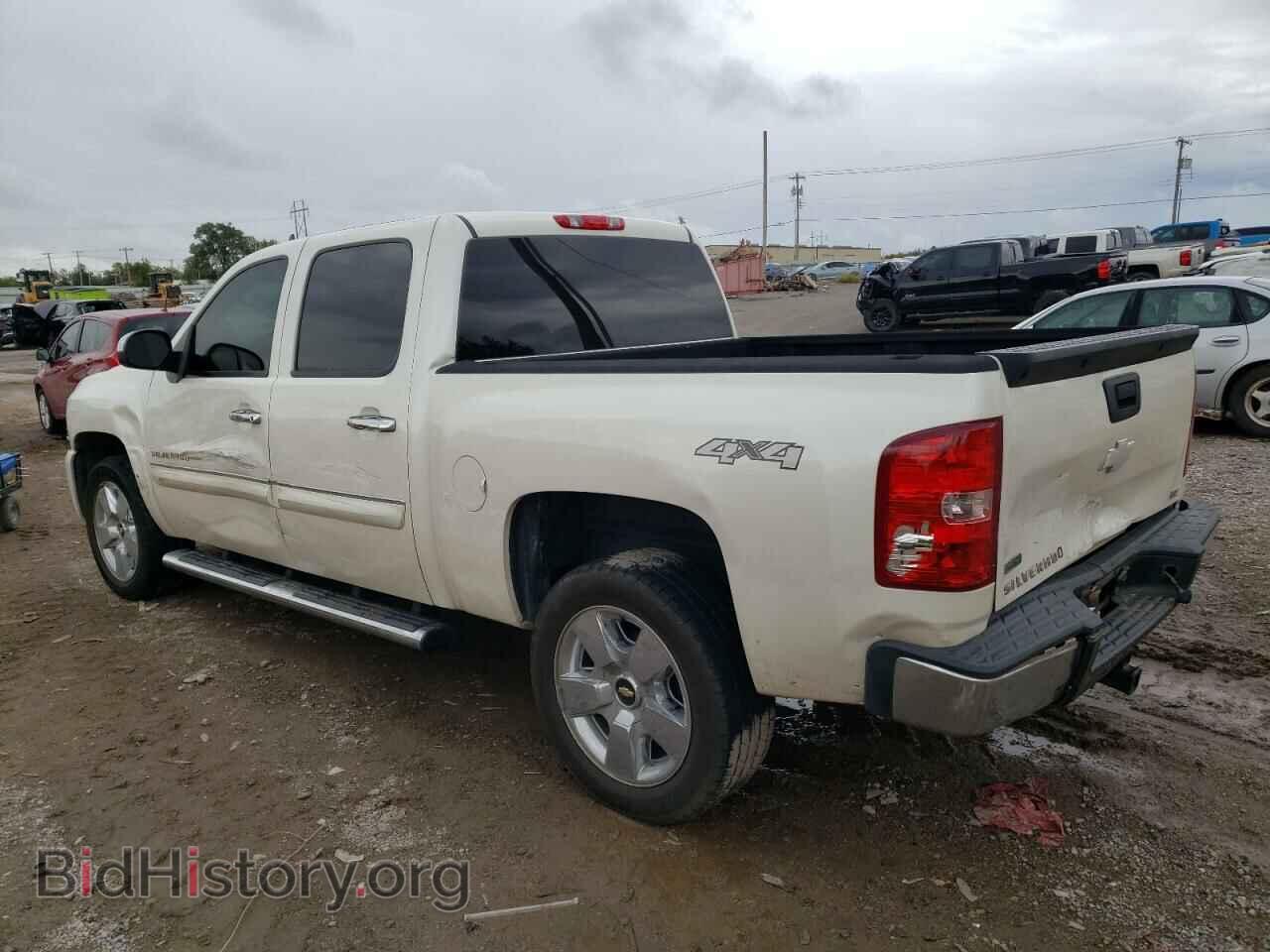 2011 CHEVROLET ALL Models - VIN: 3GCPKTE39BG246217 - Фото 2