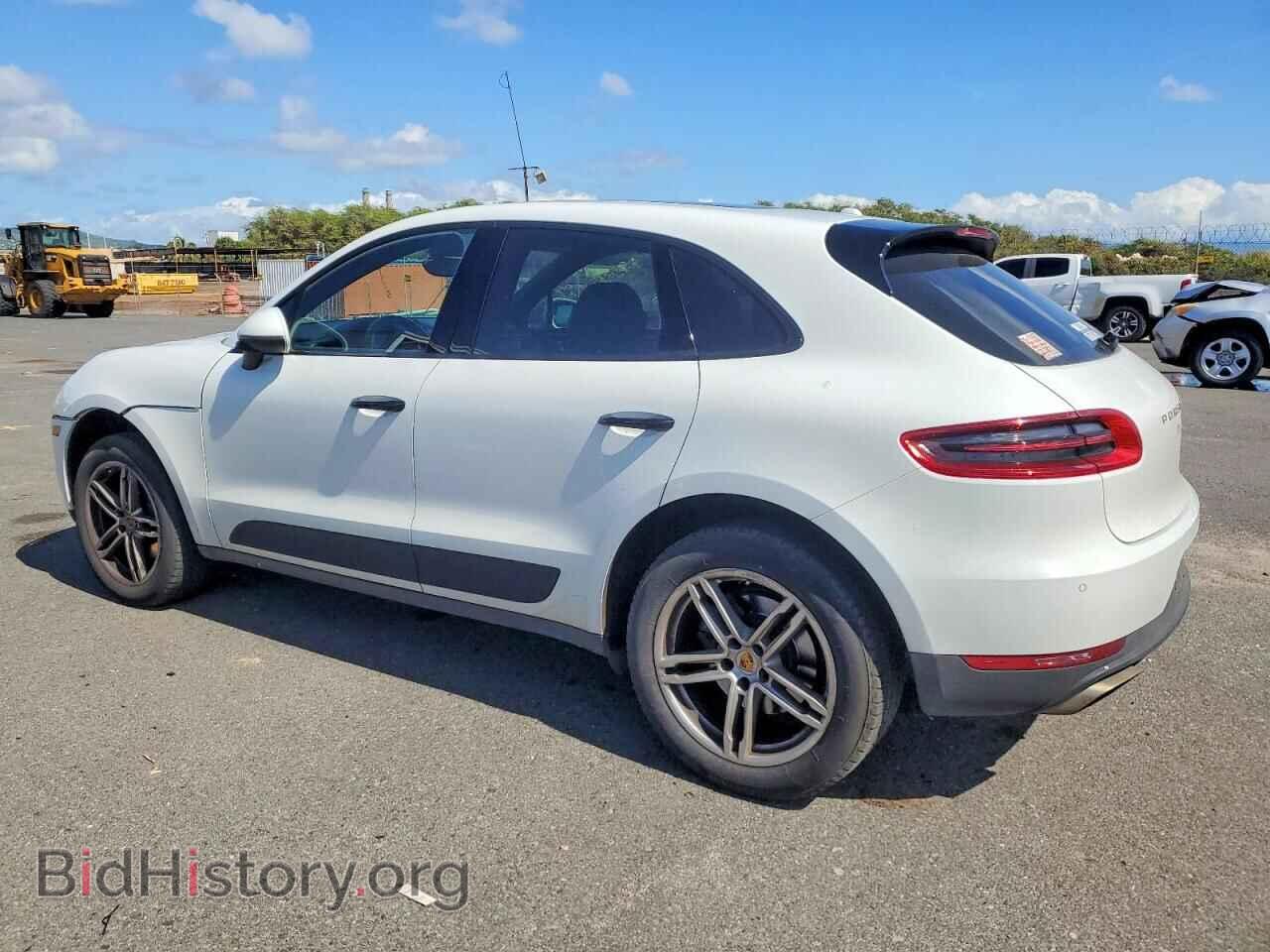 2017 PORSCHE MACAN - VIN: WP1AA2A57HLB01858 - Фото 2