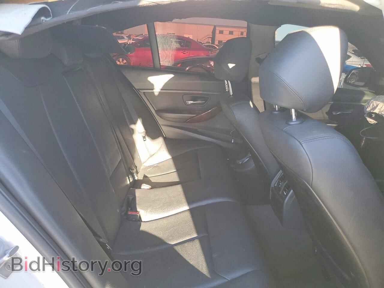 2016 BMW 3 SERIES - VIN: WBA8E5G52GNU19643 - Фото 10