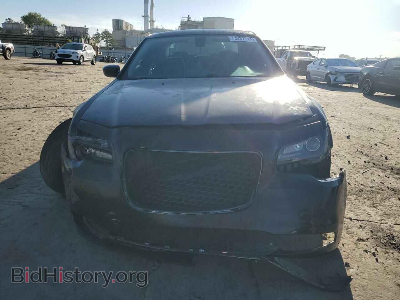 2019 CHRYSLER 300 - VIN: 2C3CCAAG4KH654539 - Фото 5