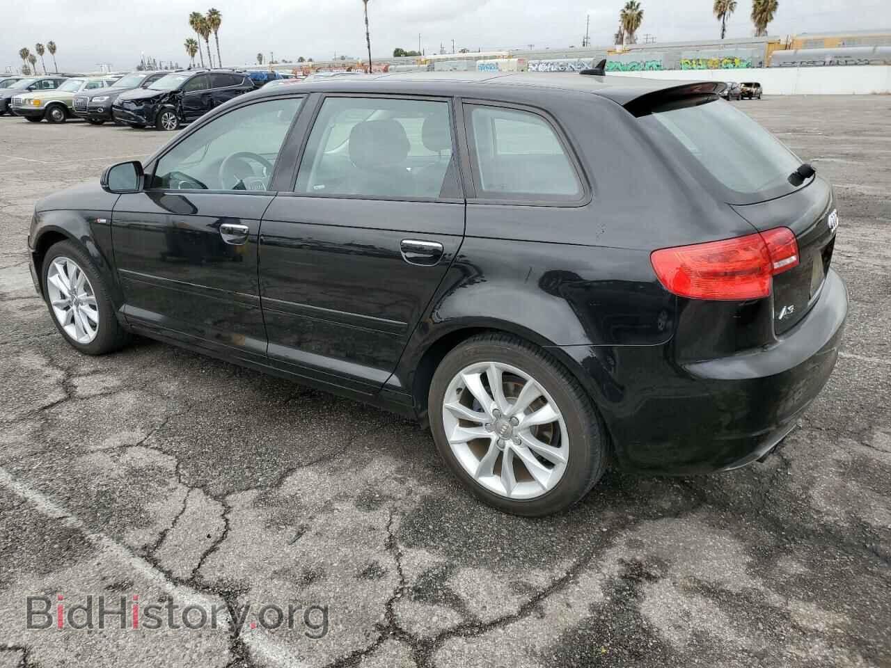 2011 AUDI A3 - VIN: WAUBEAFM0BA148024 - Photo 2