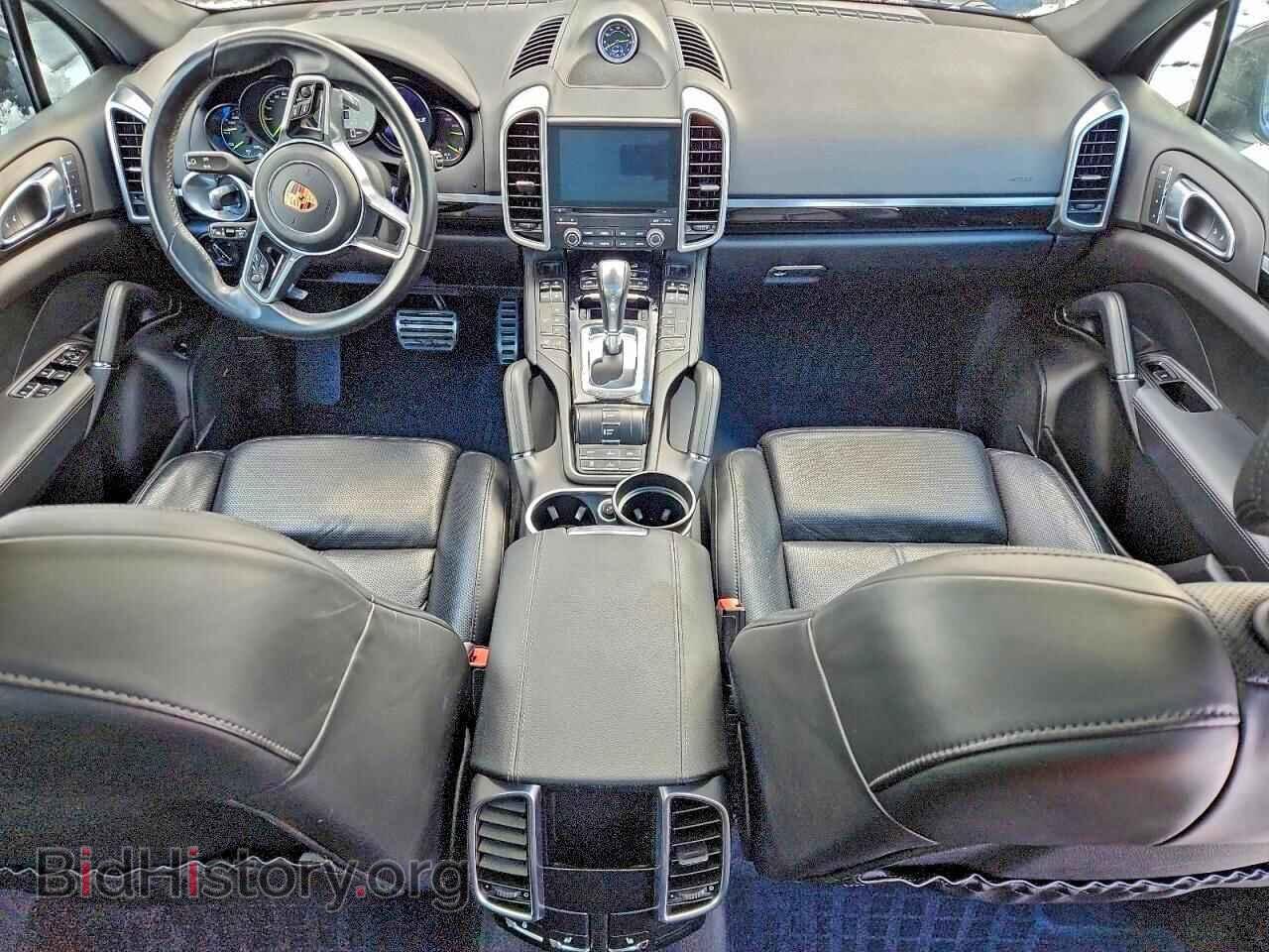 2018 PORSCHE CAYENNE - VIN: WP1AE2A22JLA71183 - Фото 8