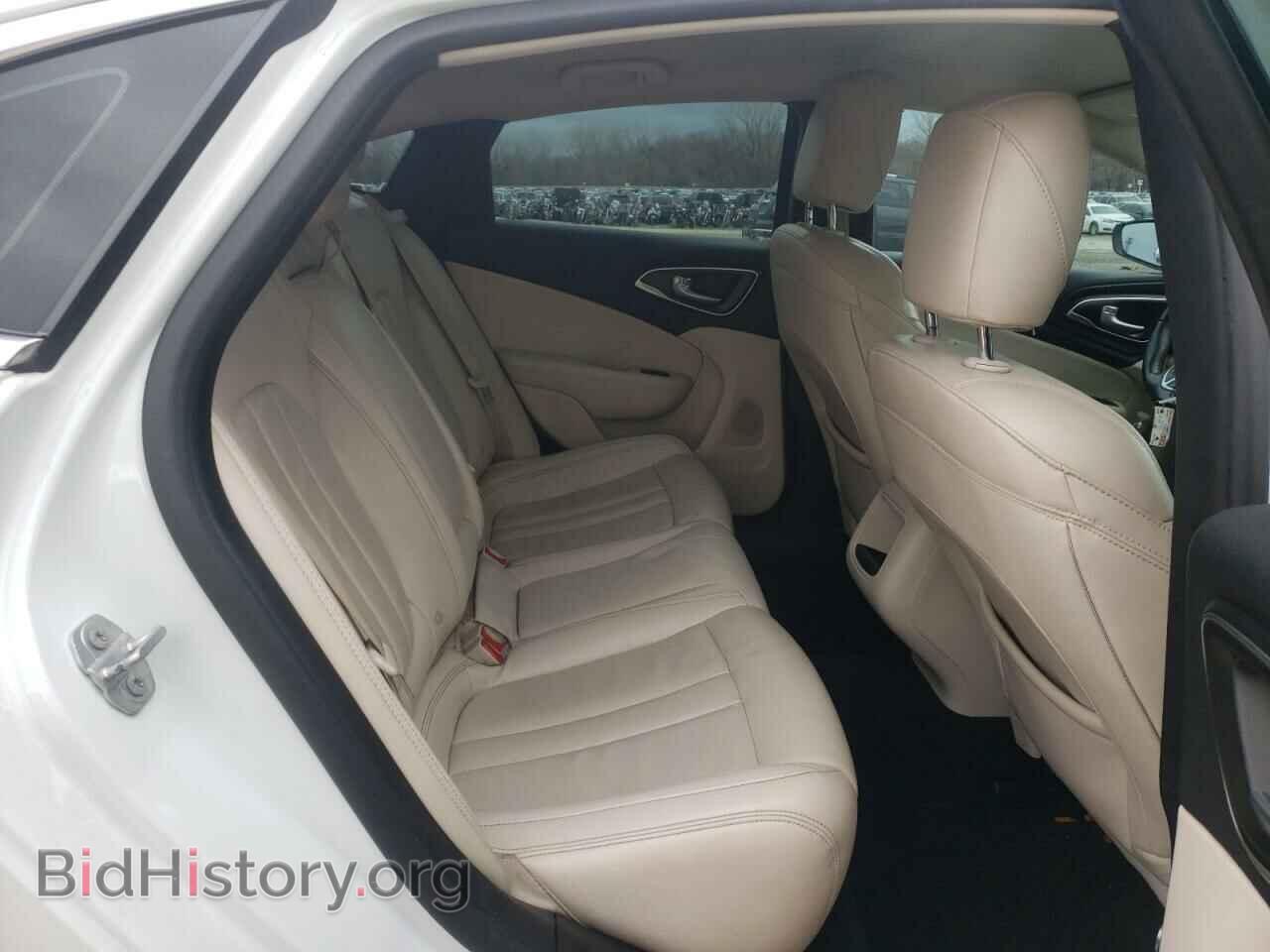 2016 CHRYSLER 200 - VIN: 1C3CCCAB9GN192462 - Фото 10